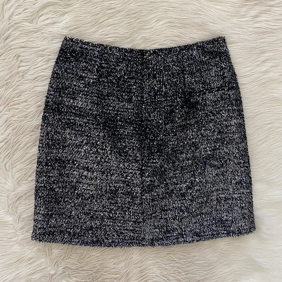 Anthropologie Hutch Silver Metallic Tinsel Black Saint-Michel Holiday Mini Skirt - Picture 6 of 9